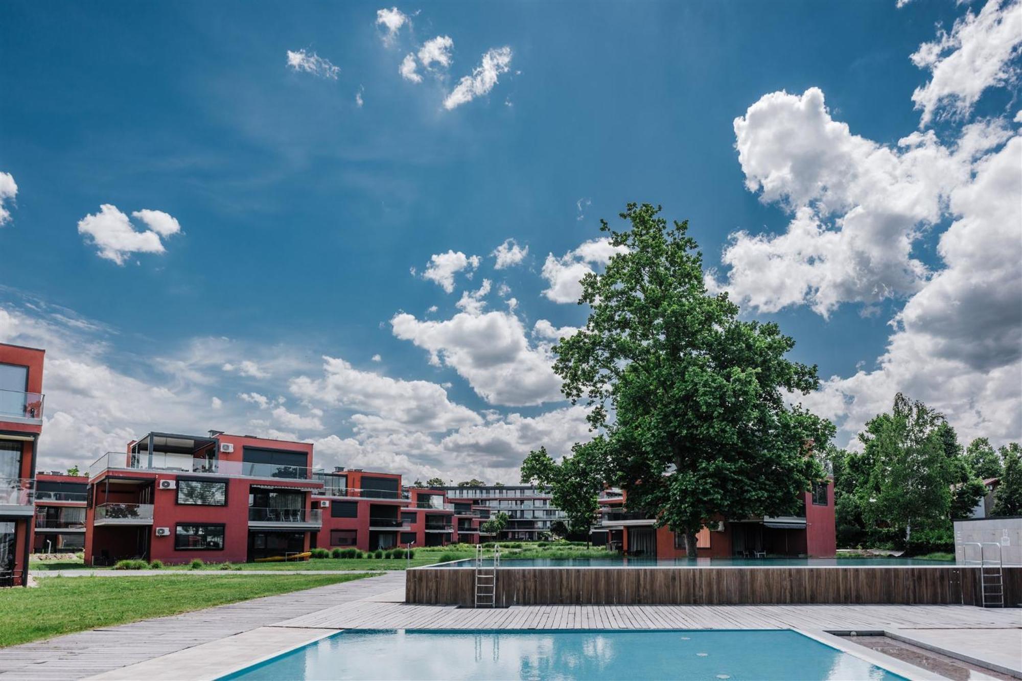 Butique Apartman Grand Балатонлелле Екстер'єр фото