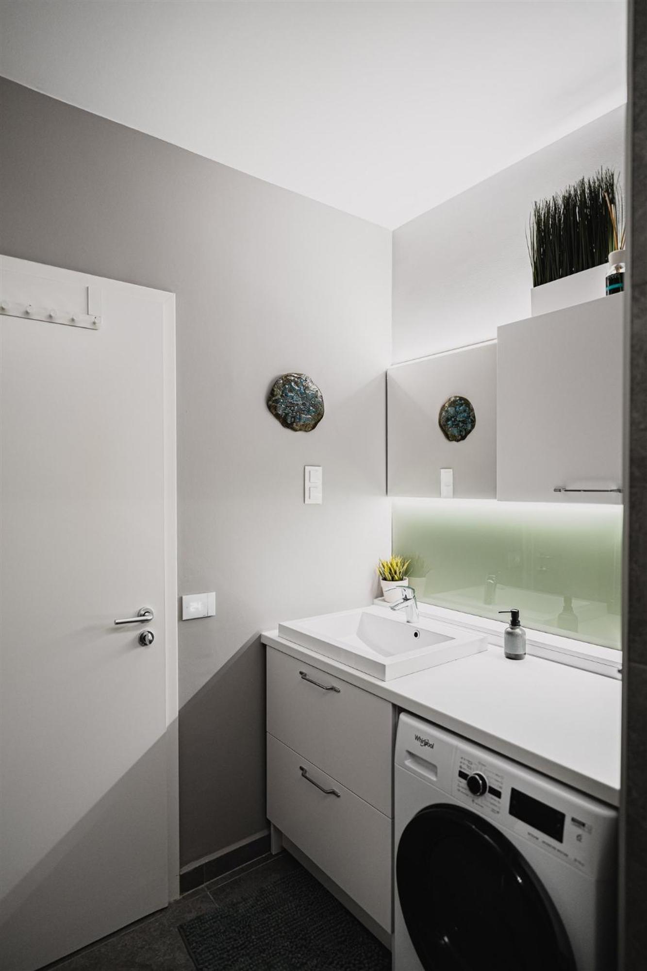 Butique Apartman Grand Балатонлелле Екстер'єр фото